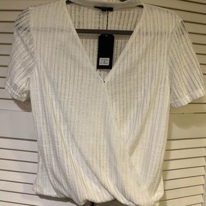 White choker t-shirt